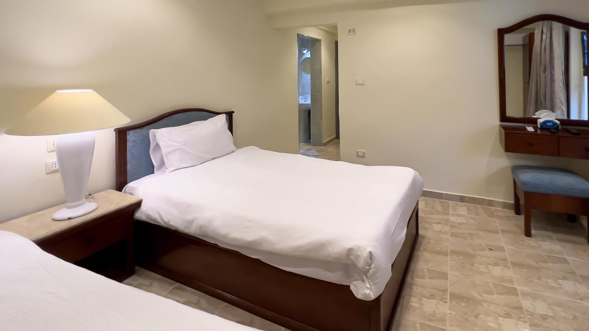 Pyramids Vista Inn Kafret el-Gabal المظهر الخارجي الصورة