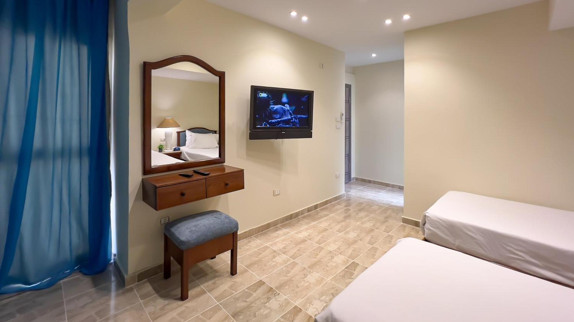 Pyramids Vista Inn Kafret el-Gabal المظهر الخارجي الصورة