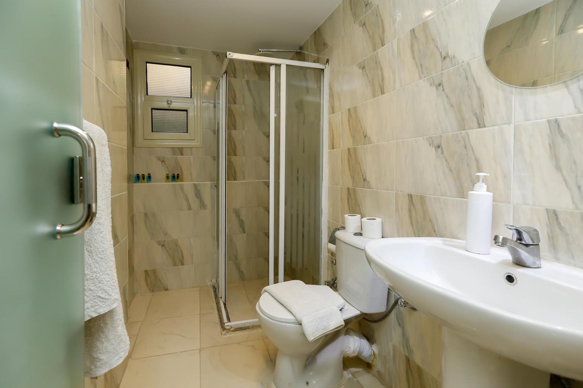 Pyramids Vista Inn Kafret el-Gabal المظهر الخارجي الصورة