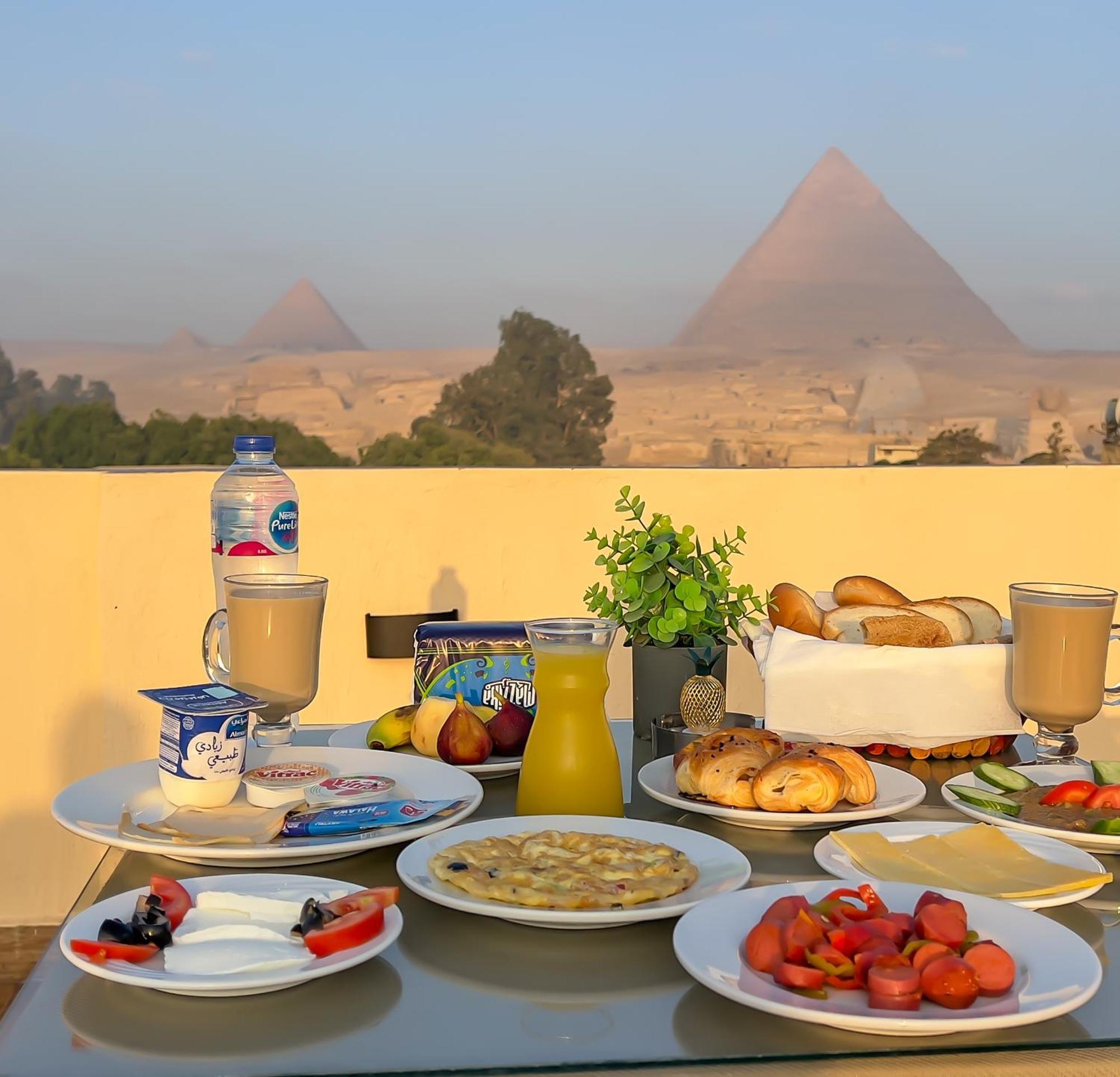 Pyramids Vista Inn Kafret el-Gabal المظهر الخارجي الصورة