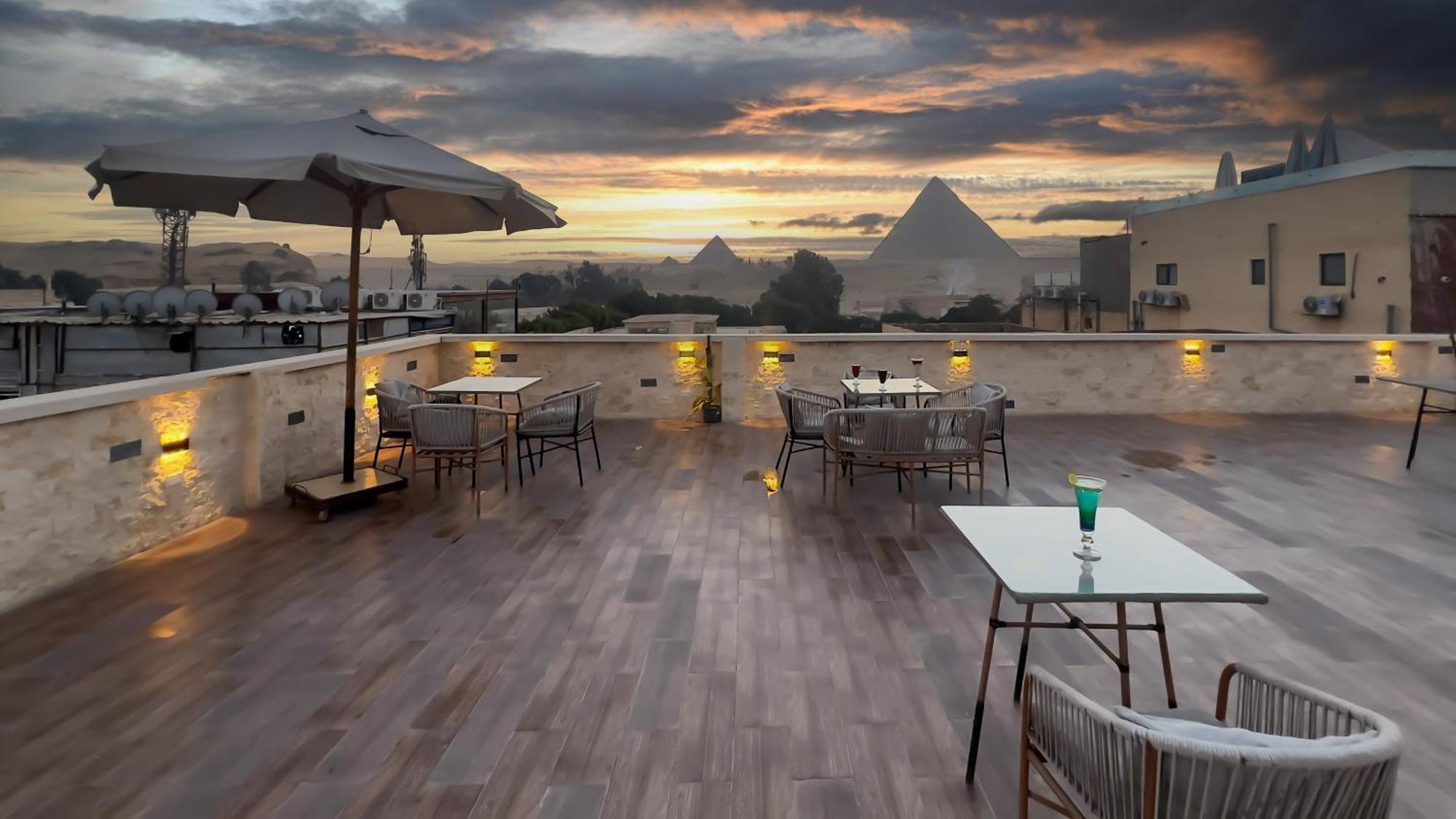 Pyramids Vista Inn Kafret el-Gabal المظهر الخارجي الصورة